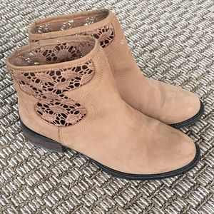 Very Volatile Booties size 8.5